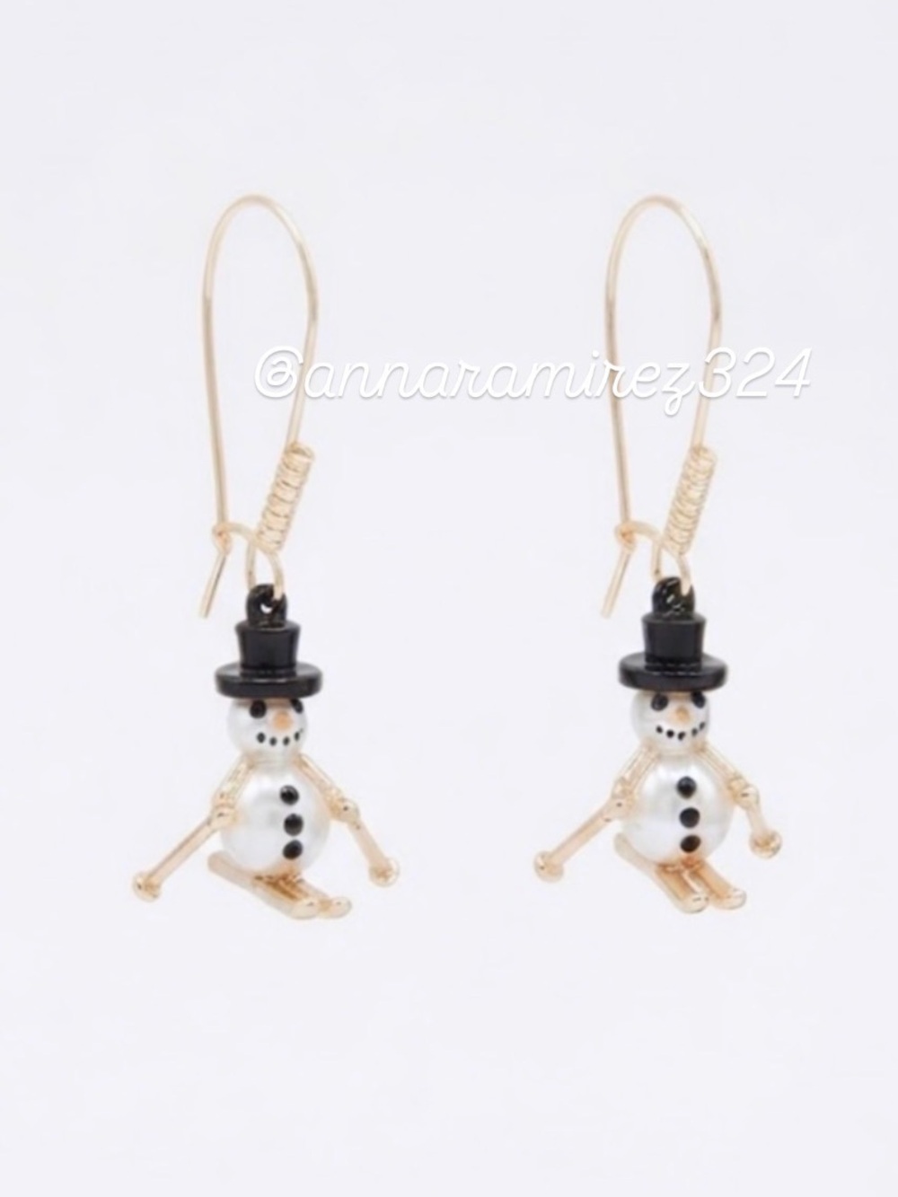 NWT ⚜️☃️⚜️ BETSEY JOHNSON SKIING SNOWMAN EARRINGS